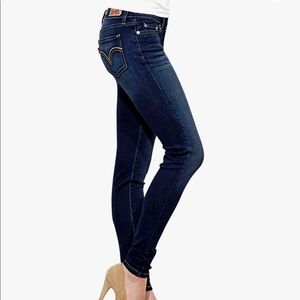 Women’s Levi 535 Super Skinny Jeans 28